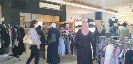 مبادرة "دكان لبيع ملابس يد ثانية" في عسفيا